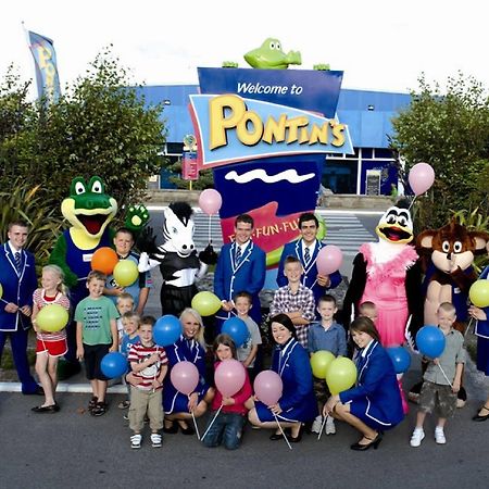 Pontins-Southport Holiday Park ภายนอก รูปภาพ