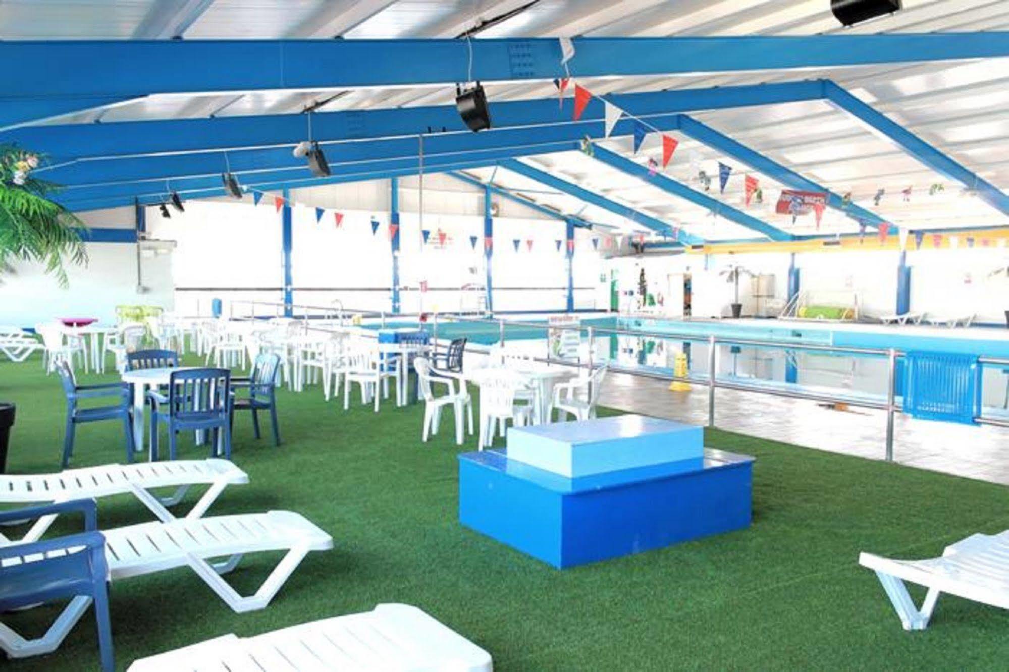 Pontins-Southport Holiday Park ภายนอก รูปภาพ